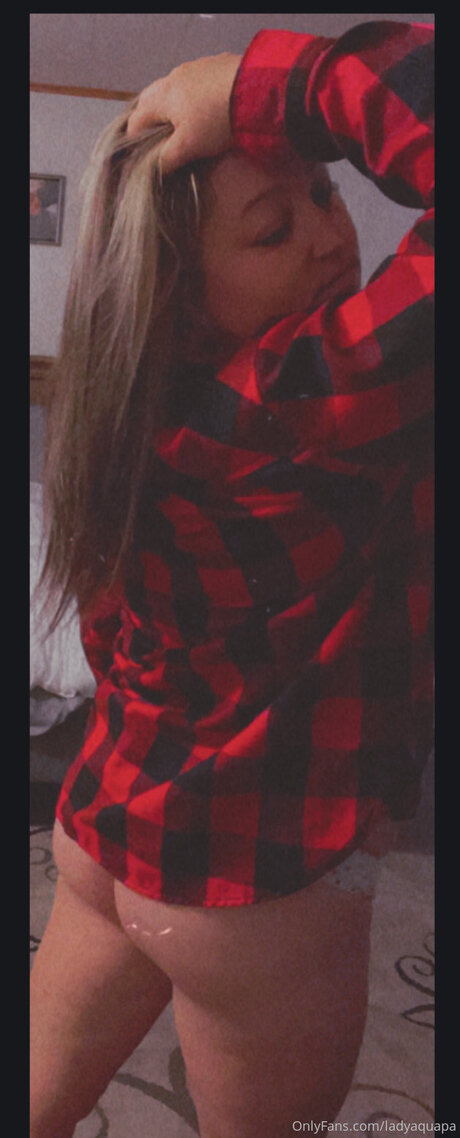 Ladyaquapa hot onlyfans