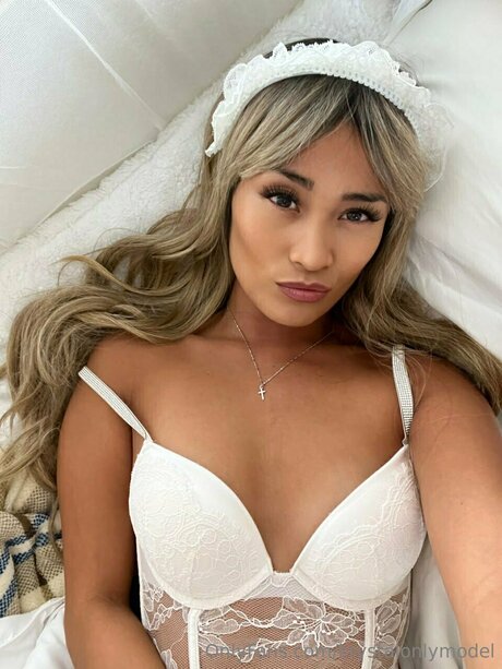 Krystalonlymodel leaks only fans