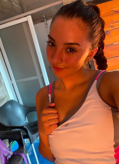 Itsurbabyalice only fans leaks