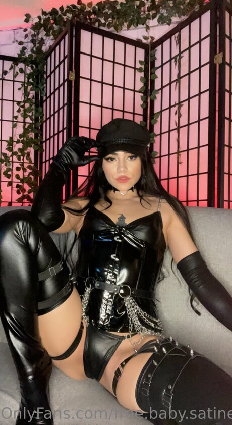 Free Baby Satine onlyfans nude porn