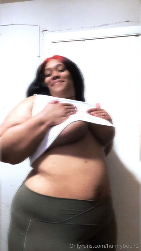 Hunnybee72 onlyfans leaks