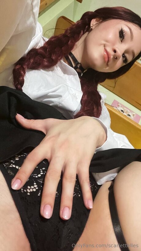 Scarlettelles nude leak onlyfans
