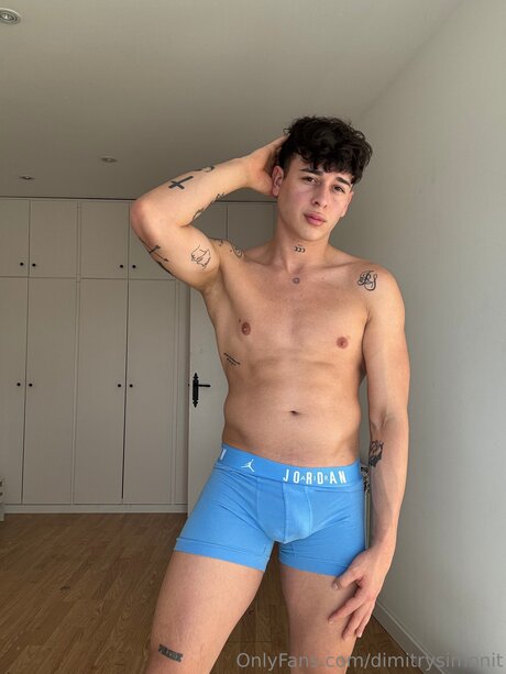 Dimitrysimonit onlyfans nide