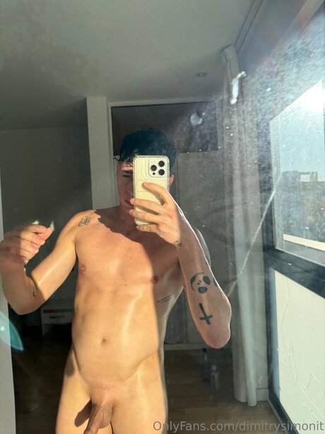 Dimitrysimonit only fans content