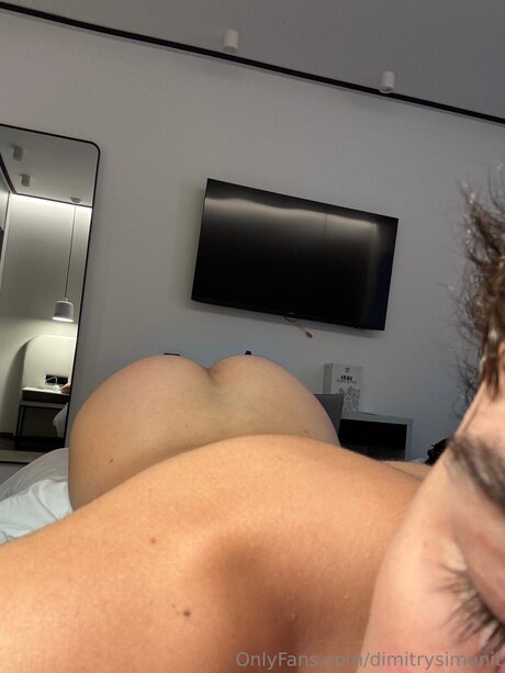 Dimitrysimonit onlyfans
