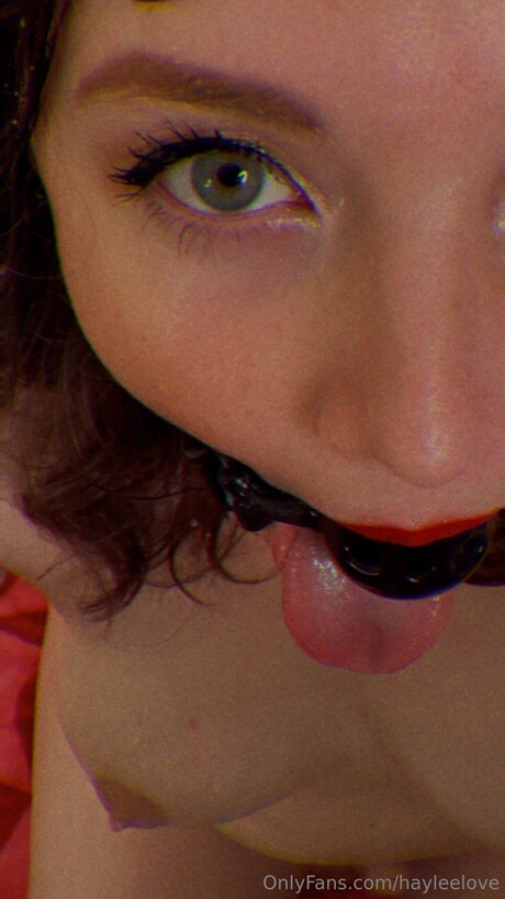 Hayleelove naked on onlyfans