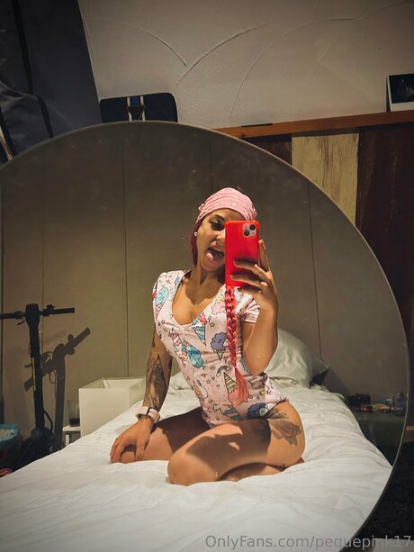 Pequepink17 on onlyfans