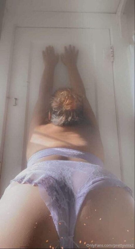 Prettyviiix2 onlyfans fotos