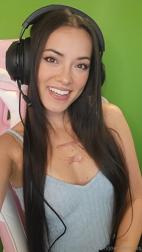 Joaniebrosas naked onlyfans