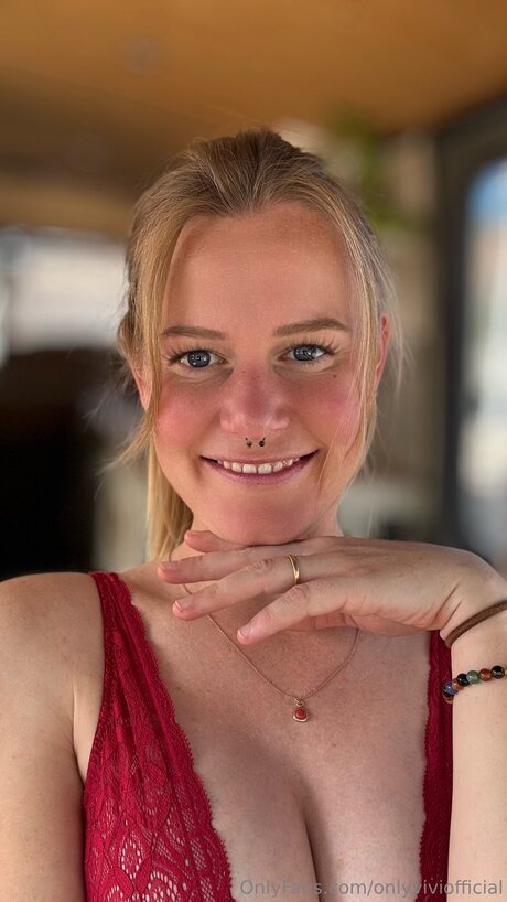 Onlyviviofficial leaked nude onlyfans
