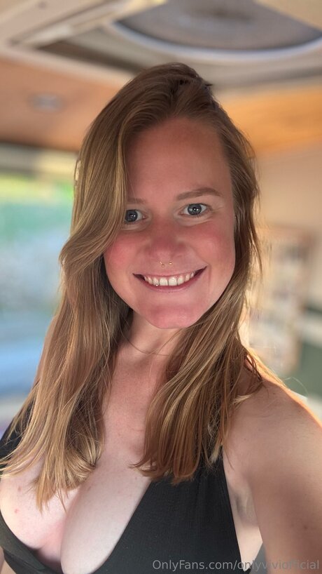 Onlyviviofficial onlyfans leak