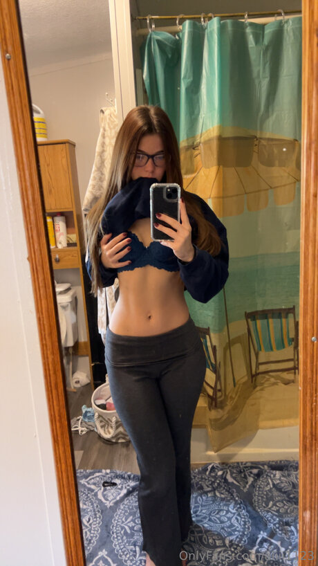 Aliii1123 only fans leaked