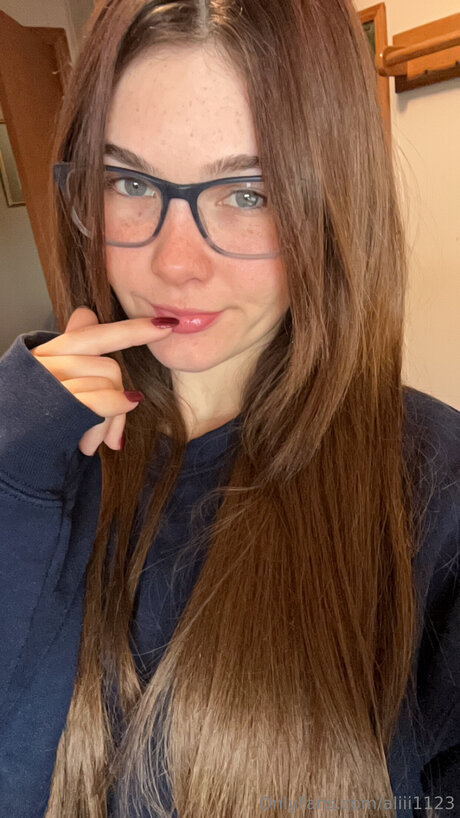 Aliii1123 porn onlyfans leaks