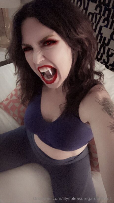 Lilyspleasuregardenfree1 nude onlyfans