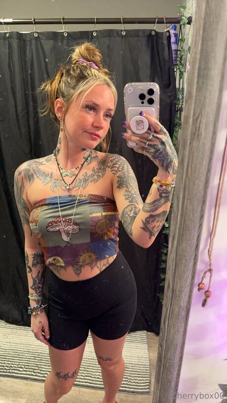 Cherrycream0 onlyfans leak