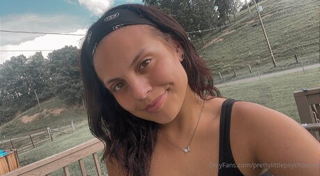 nerdy onlyfans exclusive glimpse