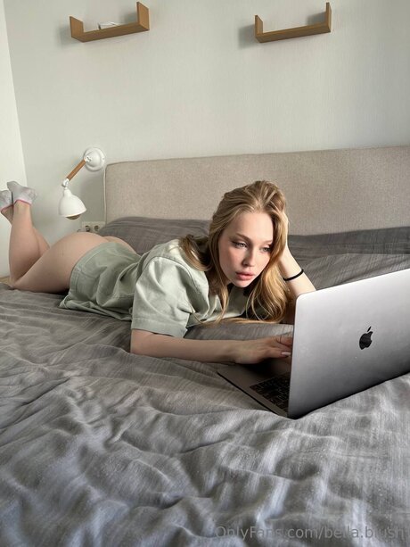 Bellabllush Profile image