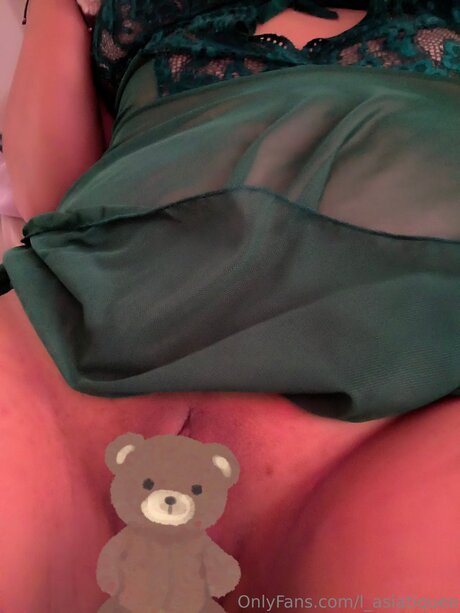 L Asiatiquee onlyfans model