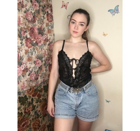 Tori Eaglestone onlyfans naked leaked