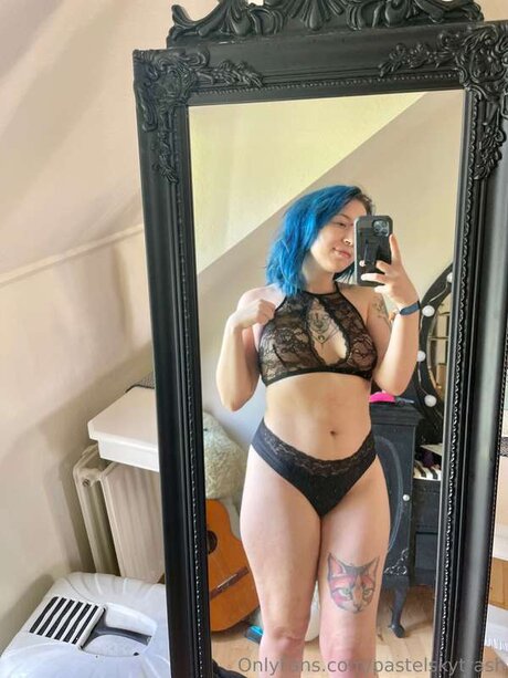 SKY VICTORIA hot onlyfans