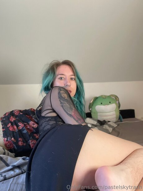 SKY VICTORIA desnuda onlyfans