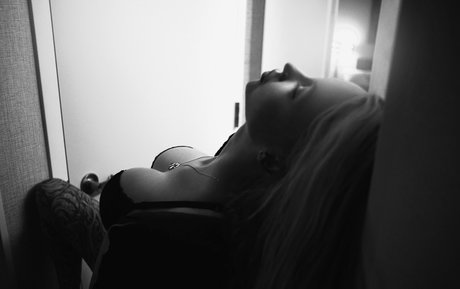 freyjarae onlyfans strip tease