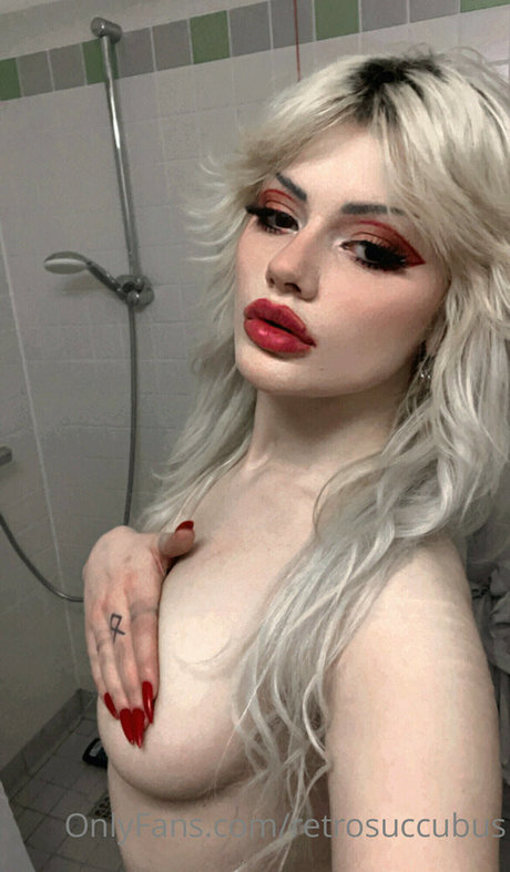 heavymetalmaniak onlyfans leaks.