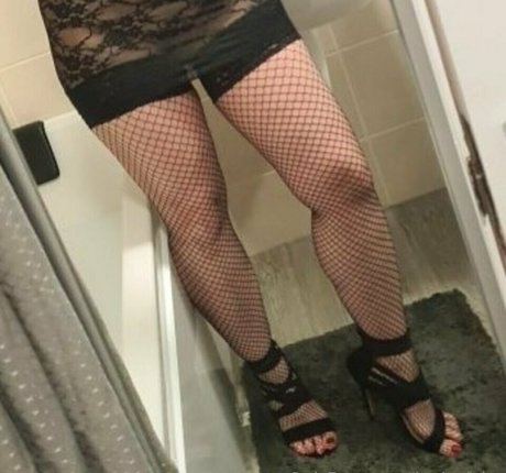 colombian teen onlyfans nude print