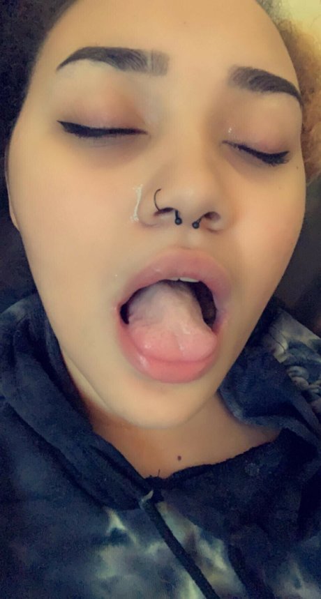 RooBunnyBaby onlyfans ass