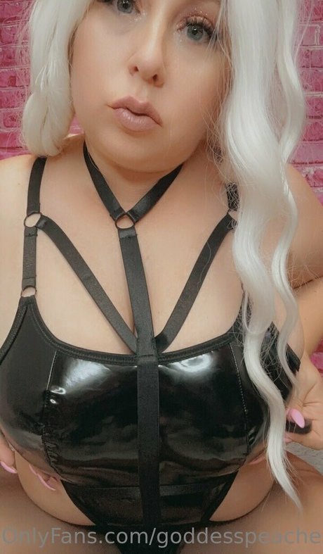 white shemale onlyfans nice depiction