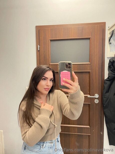 Valentinaaaaaaaaa fans only