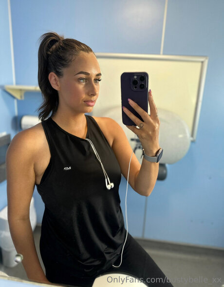 Bustybelle Xx onlyfans nudes leak