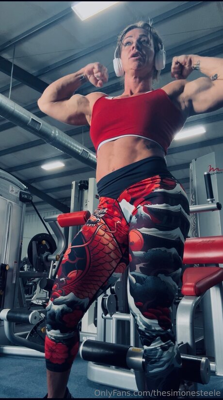 Thesimonesteele nude onlyfans