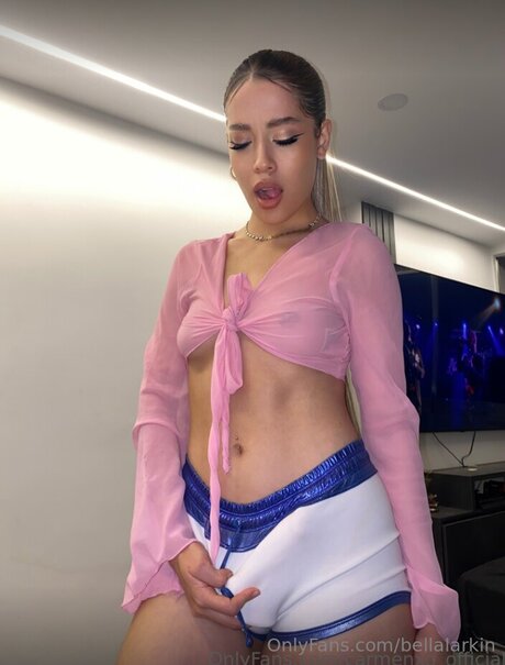 Bellalarkin onlyfans nide