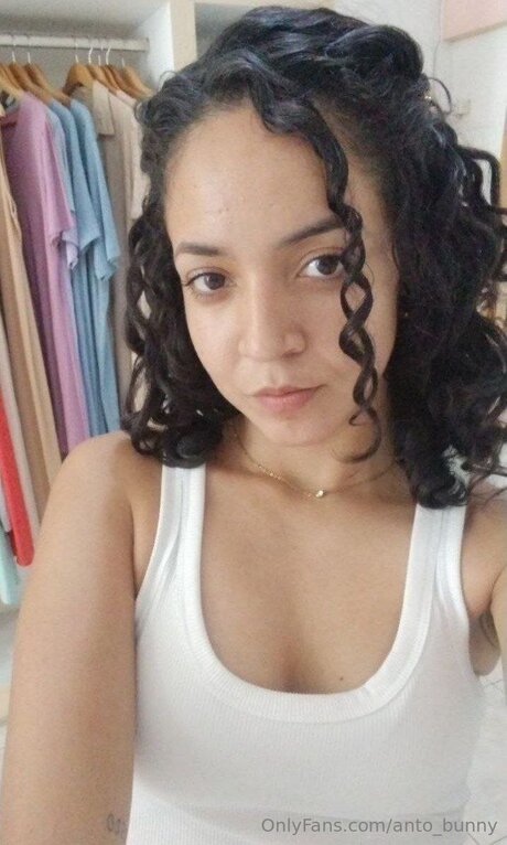 Anto Bunny onlyfans creator
