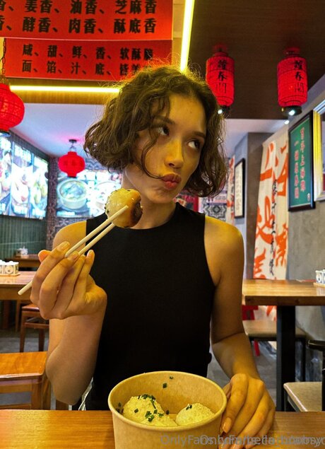 Bella Boobsy onlyfans desnuda