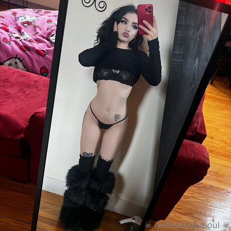 Iwilleatyoursoul nudes only fans