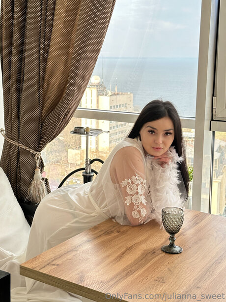 Julianna Sweet nude leaks onlyfans