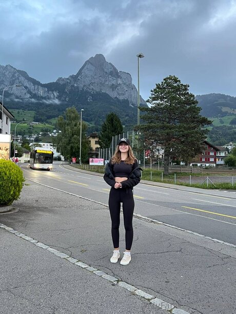 Elisees onlyfans posts