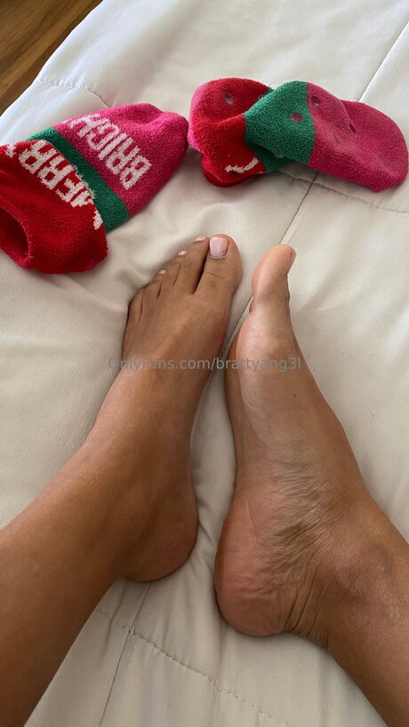 Brattyang3l onlyfans leaks nudes