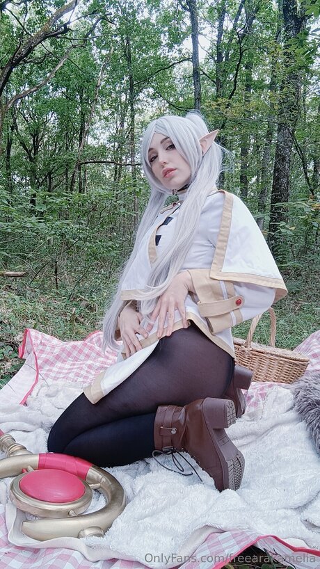 Freearakamelia only fans leak porn