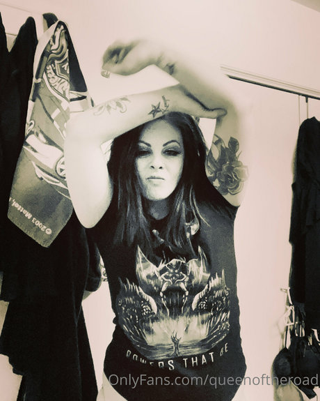 Queen of The Road onlyfans free porn