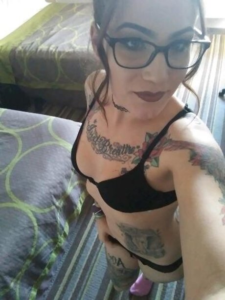 _Tattooed Queen 92 nsfw onlyfans