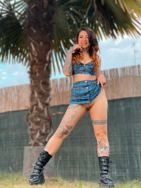 Ale Rose Bunny sex onlyfans