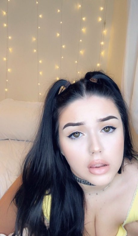 KatyLouise onlyfans model photos