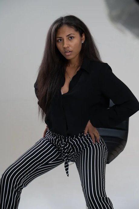 Leah MilkDiamond onlyfans leaked