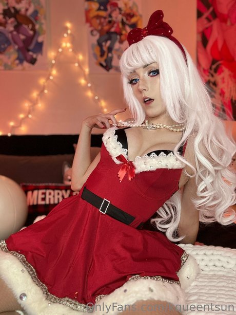 _Emily Something naked on onlyfans