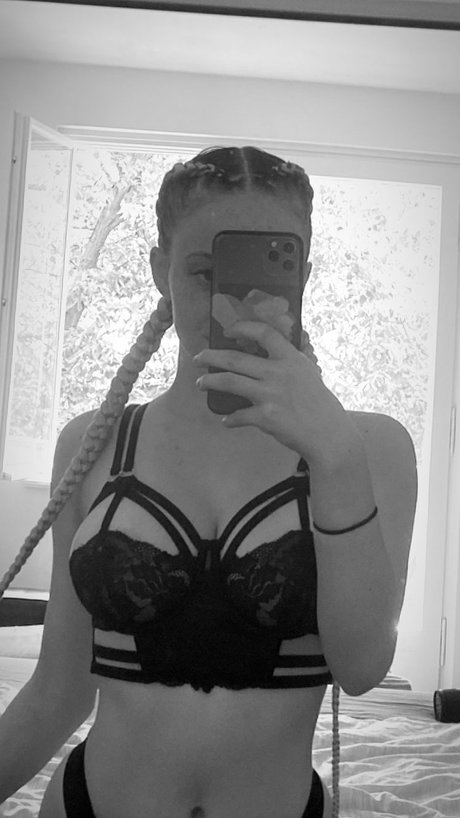 Elenas Caprice_ onlyfans nude