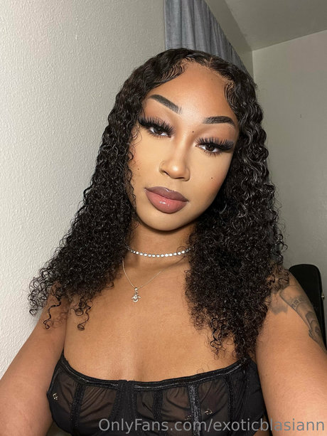 Exoticblasiann_ onlyfans public photos