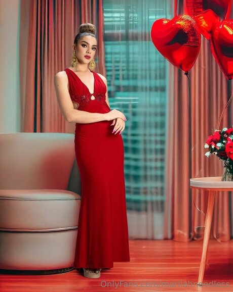 Mariiahneedless on onlyfans